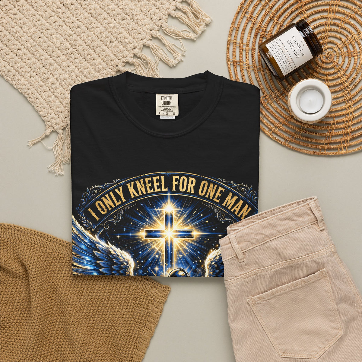 I Only Kneel For One Man – Christian T-Shirt