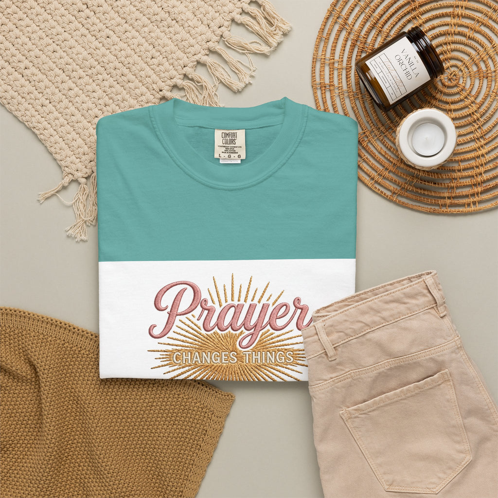 Prayer Changes Things – Christian T-Shirt